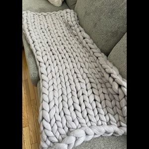 Grey chunky knit throw